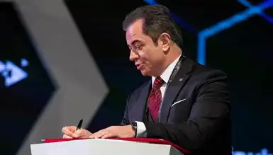 Bankada Yüksek Yöneticinin Ayrılışı ve Gizli Fon Davası