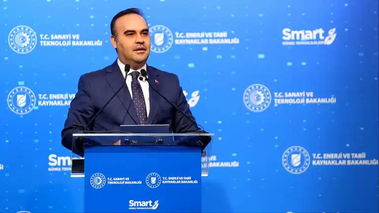 Kacır: Türkiye, Yenilenebilir Enerjide Lider! Kacır: Türkiye, Yenilenebilir Enerjide Lider!
